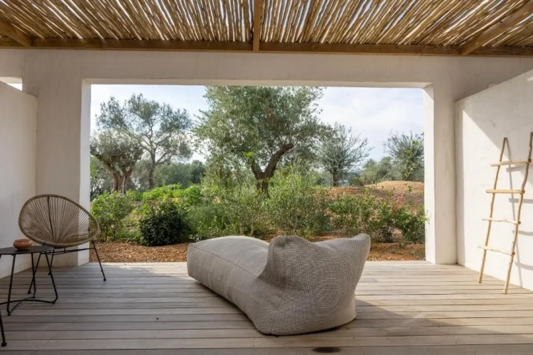 Suite with garden view