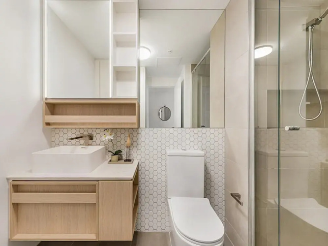 Chic 1-bed With City Views, Parking, Gym & Pool