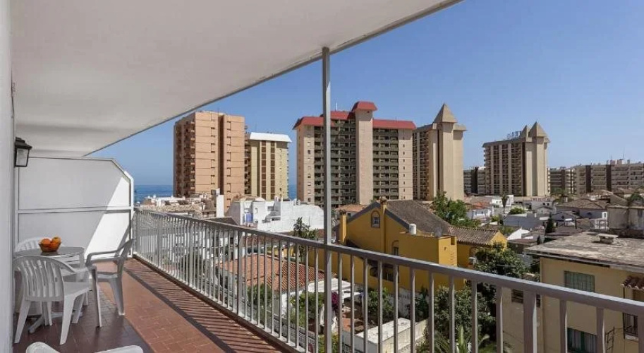 Apartamentos Embajador