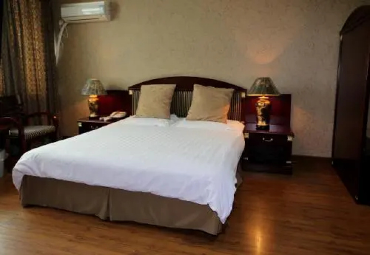 Dongyuan Plaza Hostel