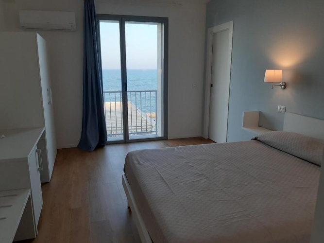 Standard Double room with sea view