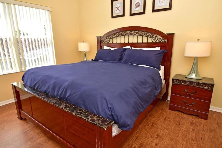 T842BD South 4 Br villa by RedAwning