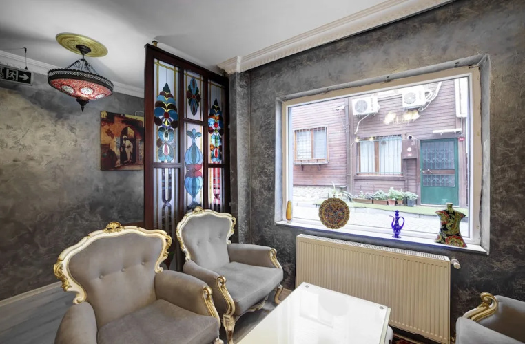 Pretty Sultanahmet Hotel