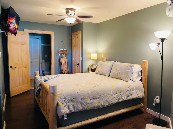 3 Bears Lodge by Taylor Made Deep Creek