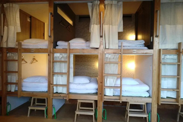 Hostel Wasabi Osaka Bed and Library