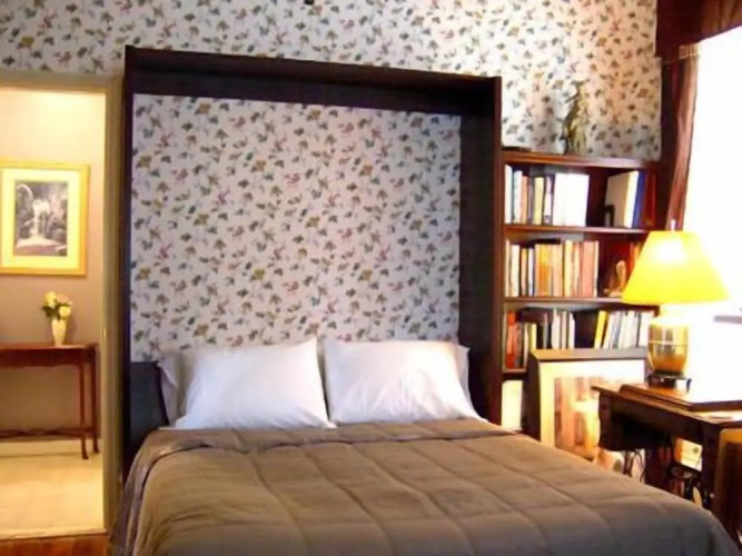 Roussell's Garden Bed & Breakfast