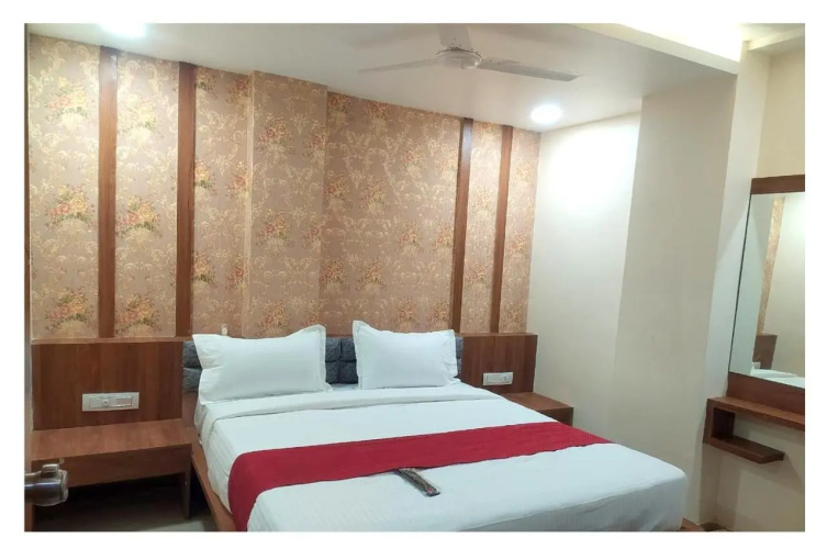 Hotel Red Rose