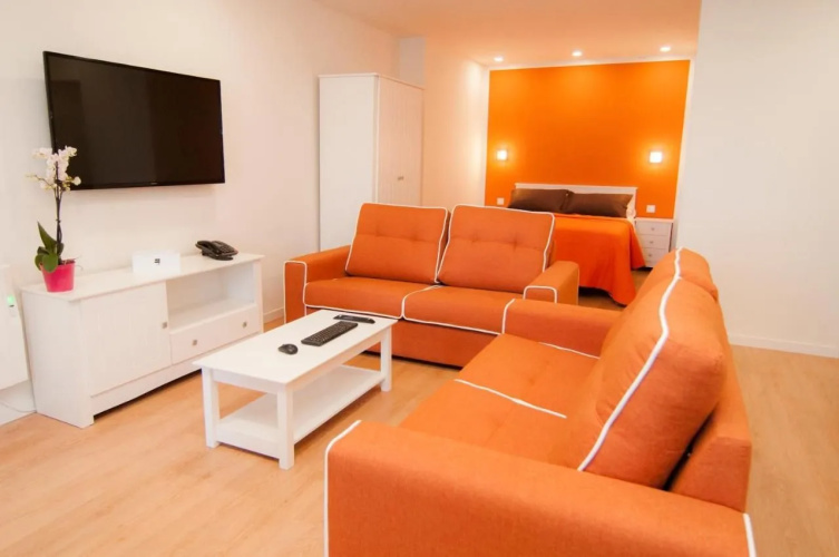 Los Rodeos Apartments