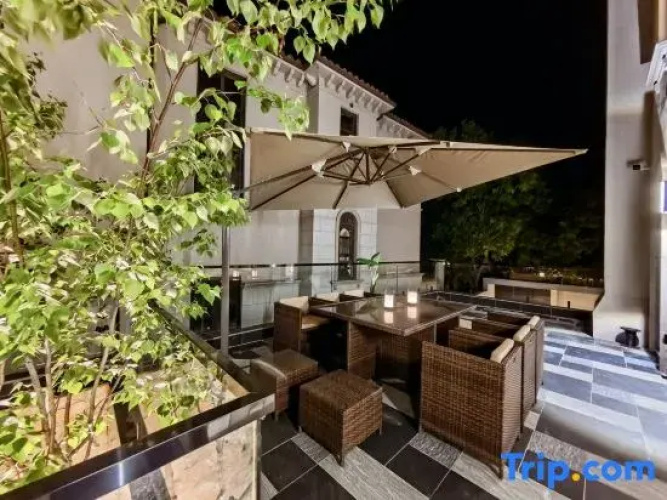Silent Stay Villa Hotel