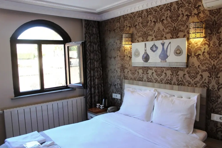 Superior Triple room with view