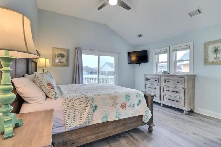 5201 Mint Julep 4 Min Walk to Beach