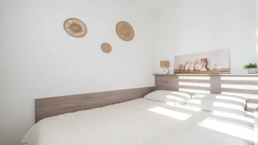 Villa Steps From Valras Beach