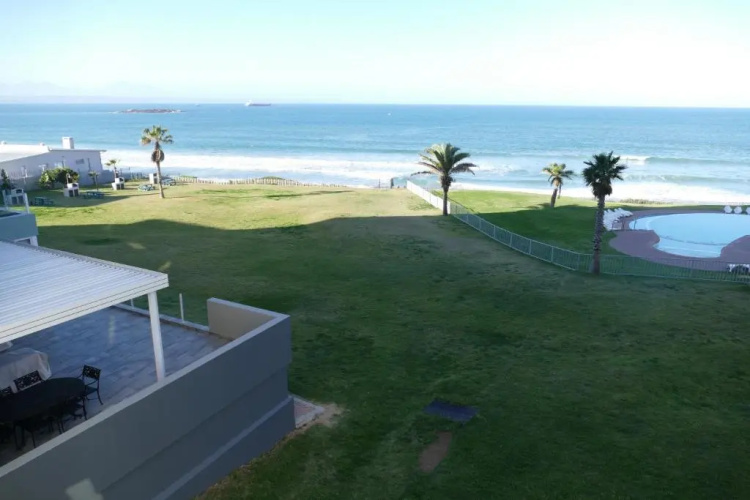 Beach Club Unit 207