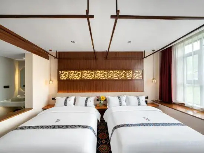 Fine Homes Hotel