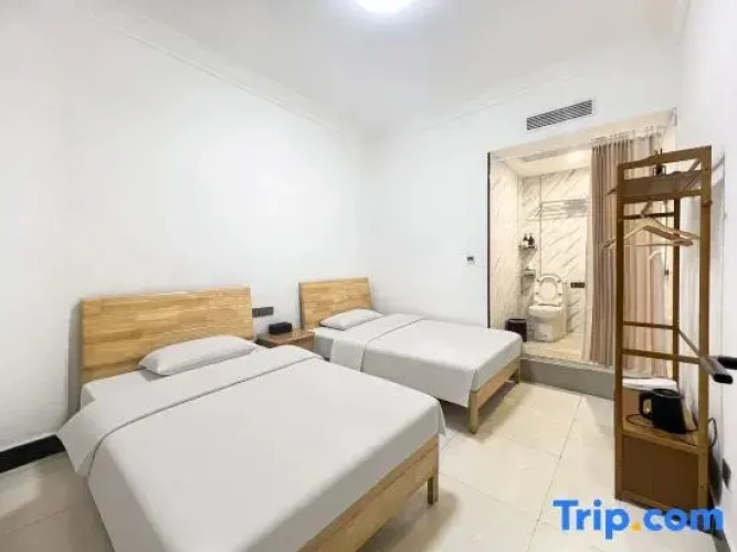 Economy Twin room