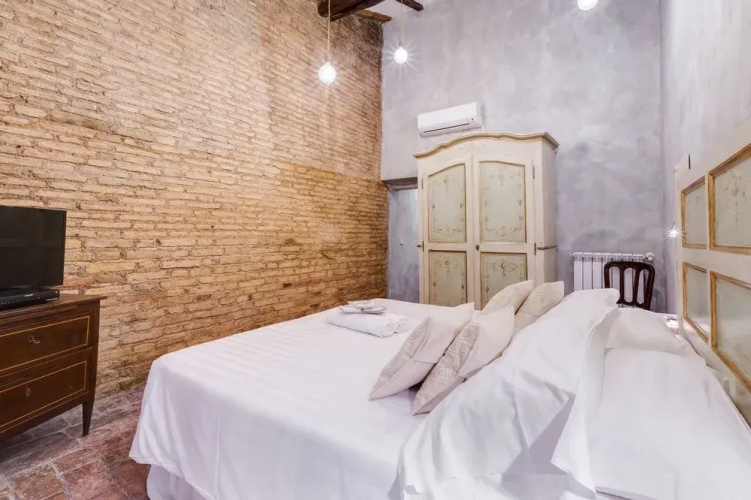 Suite & Spa Step Spanish Rome