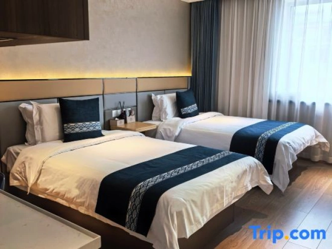 Luxury Twin room