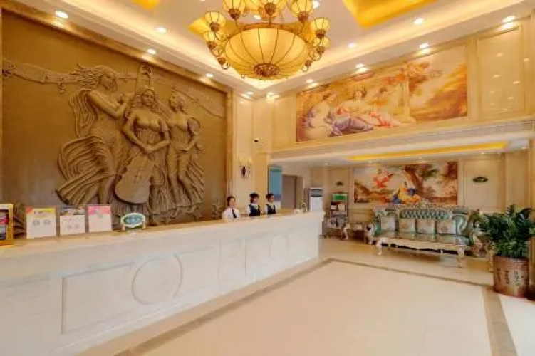 Vienna Hotel Yueliang Bay