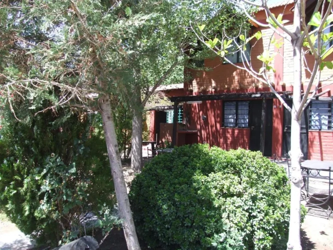 2 Bedrooms Bungalow