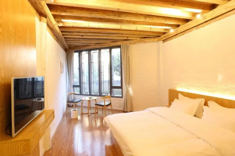 26th · Courtyard · Hotel