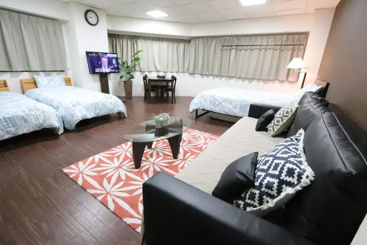 CV House