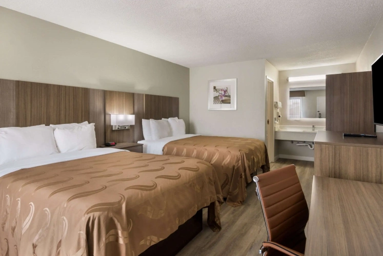 Standard Quadruple room