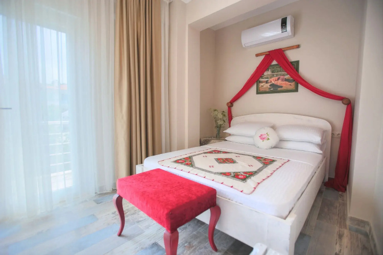 Cunda Morisi Otel