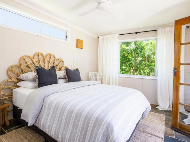 Boho - Pet Friendly - 1 Min Walk to Beach