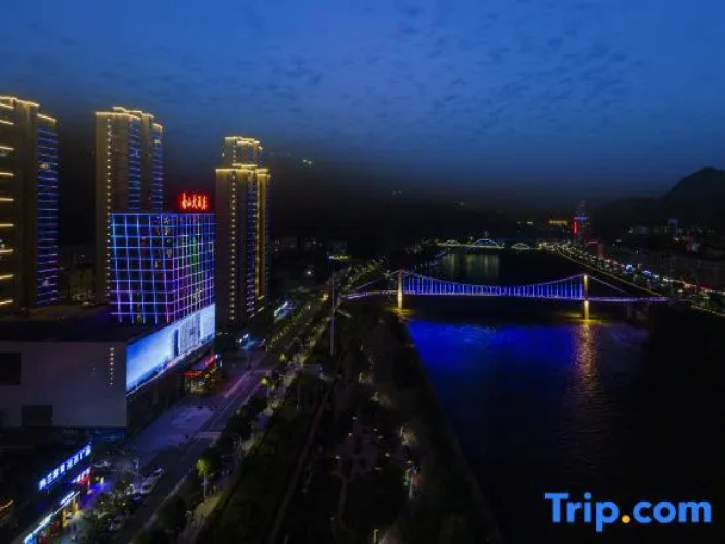 Zhushan Nanshan Hotel