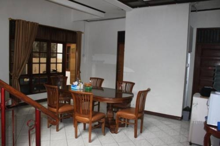 Elvia Guesthouse