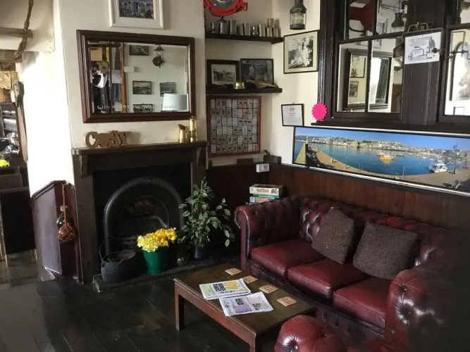The Dock Inn