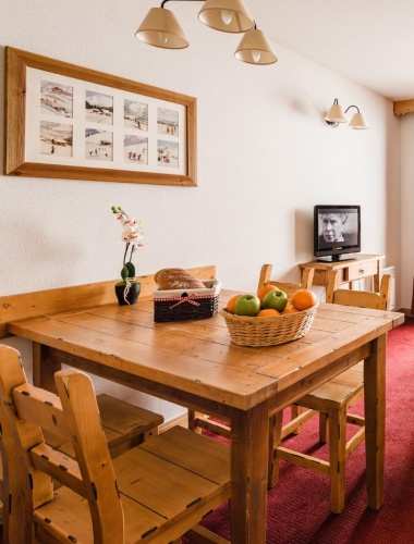 1 Bedroom Quadruple Apartment with balcony