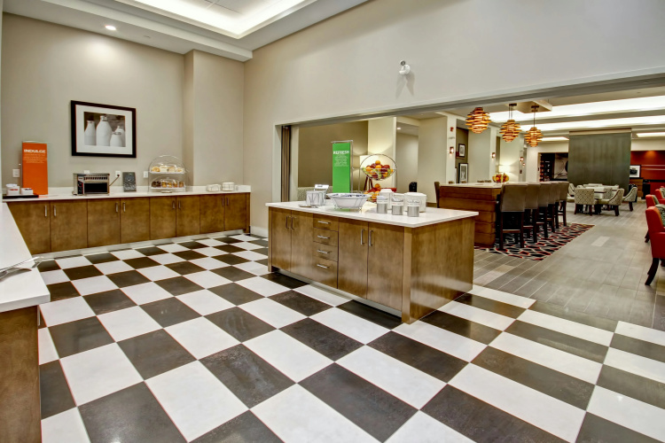 Hampton Inn & Suites by Hilton Medicine Hat photo 24