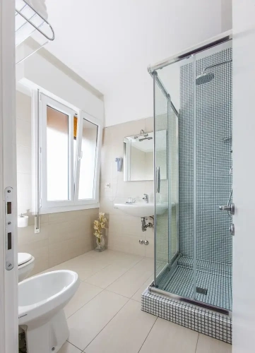 Deluxe Quadruple room with balcony