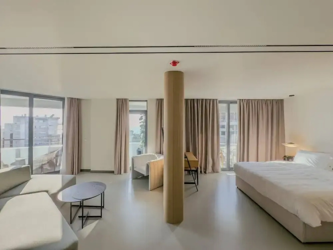 Zins Luxury Rooms 06