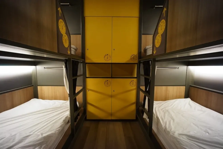 Bed in Dorm