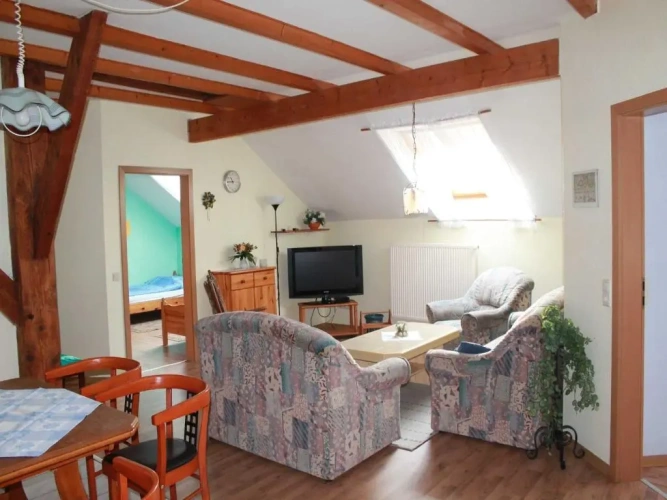 2 Bedrooms Apartment