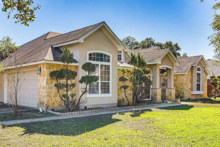 Spacious San Antonio Home w/ Outdoor Oasis!