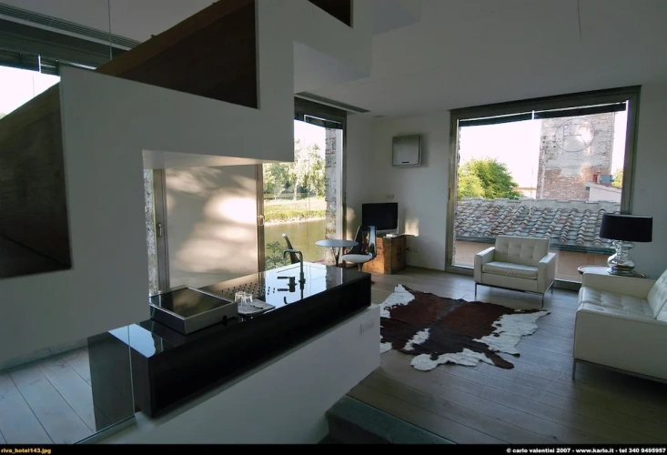 Suite with balcony