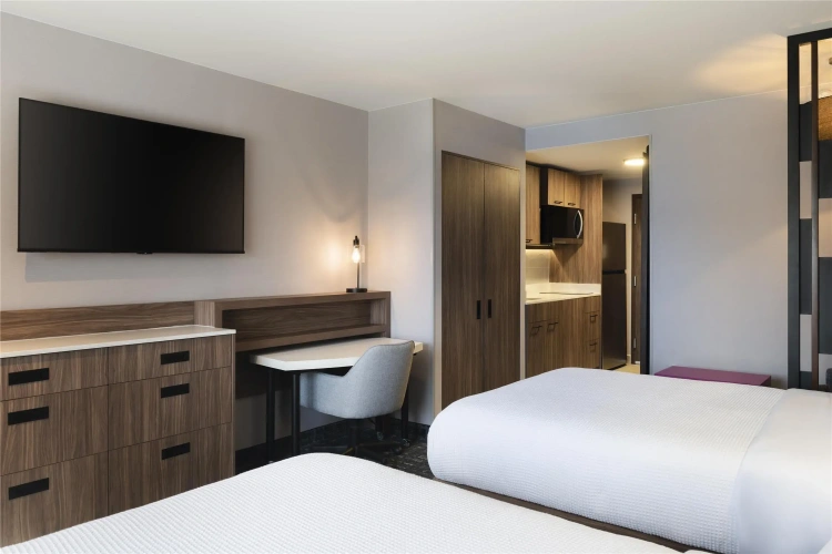 Quadruple Suite