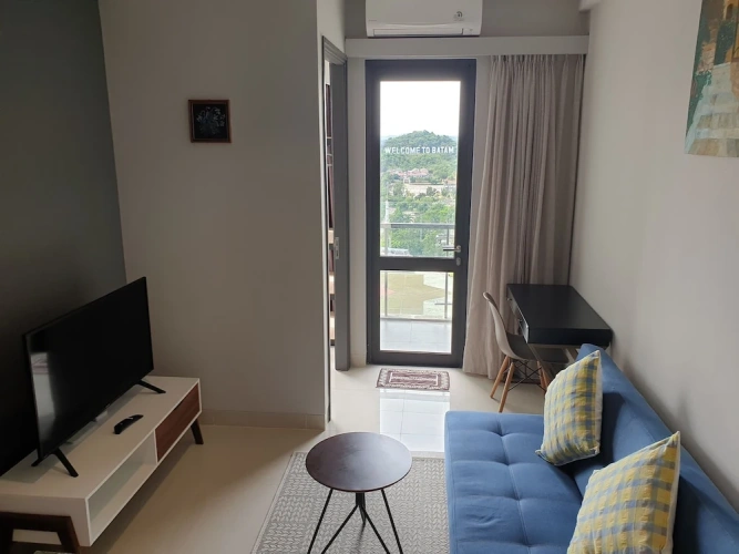 2 Bedrooms Apartment with balcony and with city view