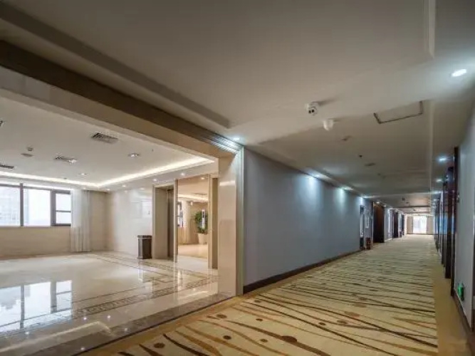 Vincent International Hotel