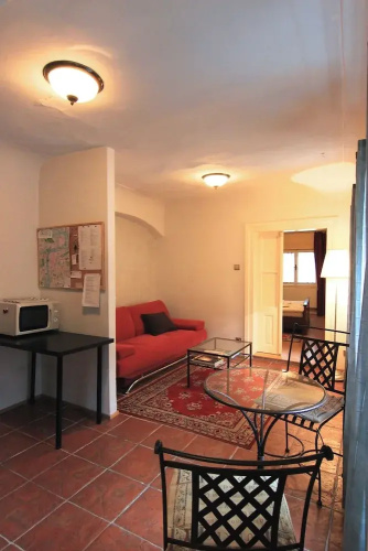 1 Bed Flat - Sleeps 3 - Courtyard - Wifi