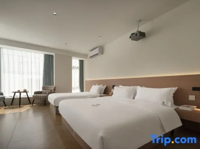 Standard Twin Family room