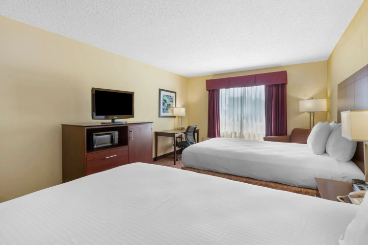 Standard Quadruple room