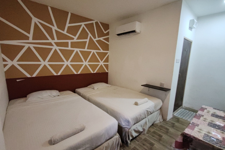 M Motel Meru