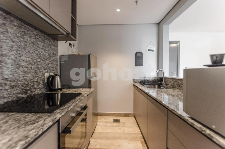 Acogedor apartamento con balcón y parilla 1D002