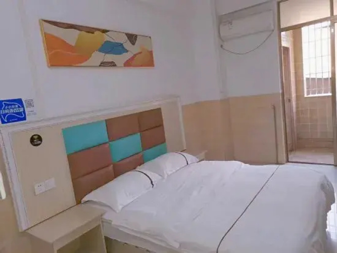 Foshan Huihuang Apartment (Shishan Xiaolan Branch)