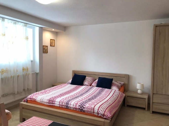 Economy Triple room