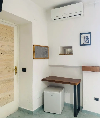 Standard Triple room with balcony and with harbour view